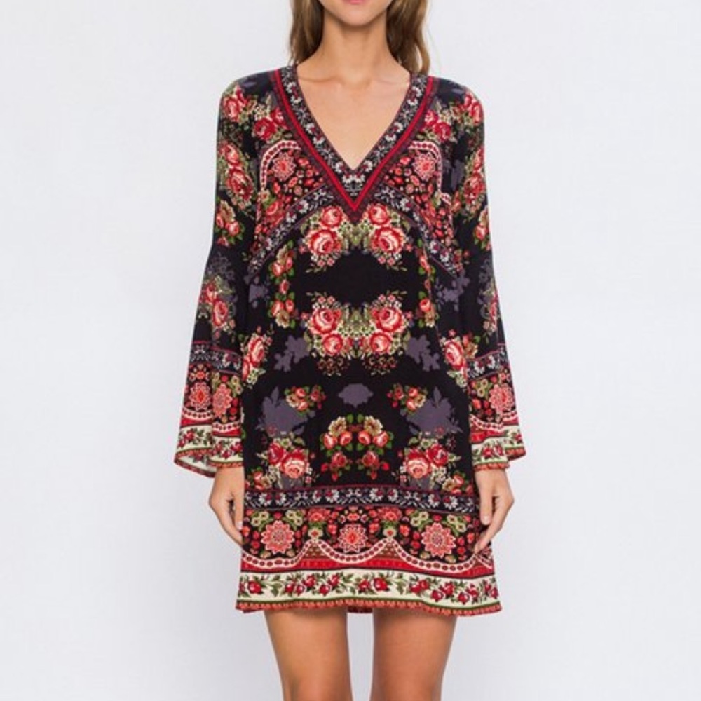 Black & Red Floral Bell-Sleeve Shift Dress